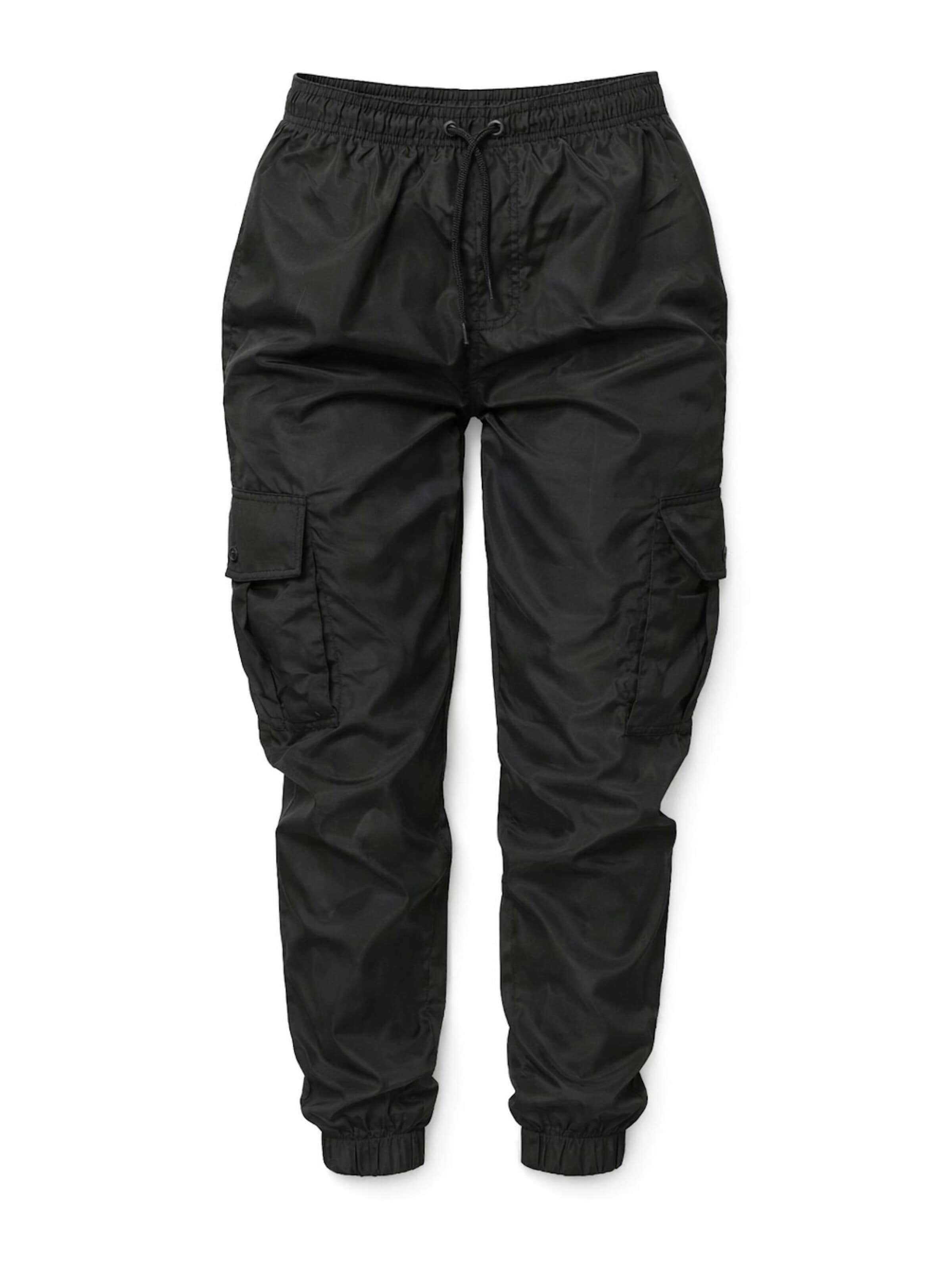 Worldclassca Regular Cargo Pants in Black: front