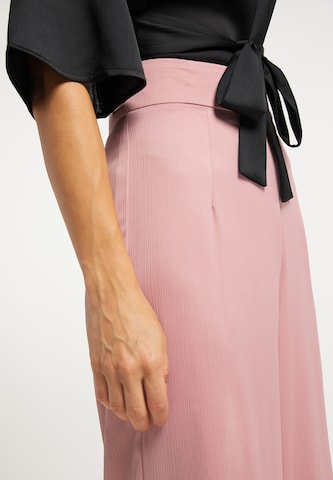 Wide leg Pantaloni de la usha BLACK LABEL pe roz