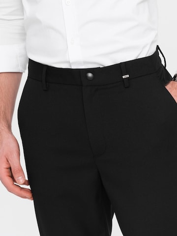 Regular Pantaloni sport de la Ombre pe negru