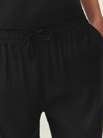 TATUUM Loose fit Trousers 'REJNA 1' in Black