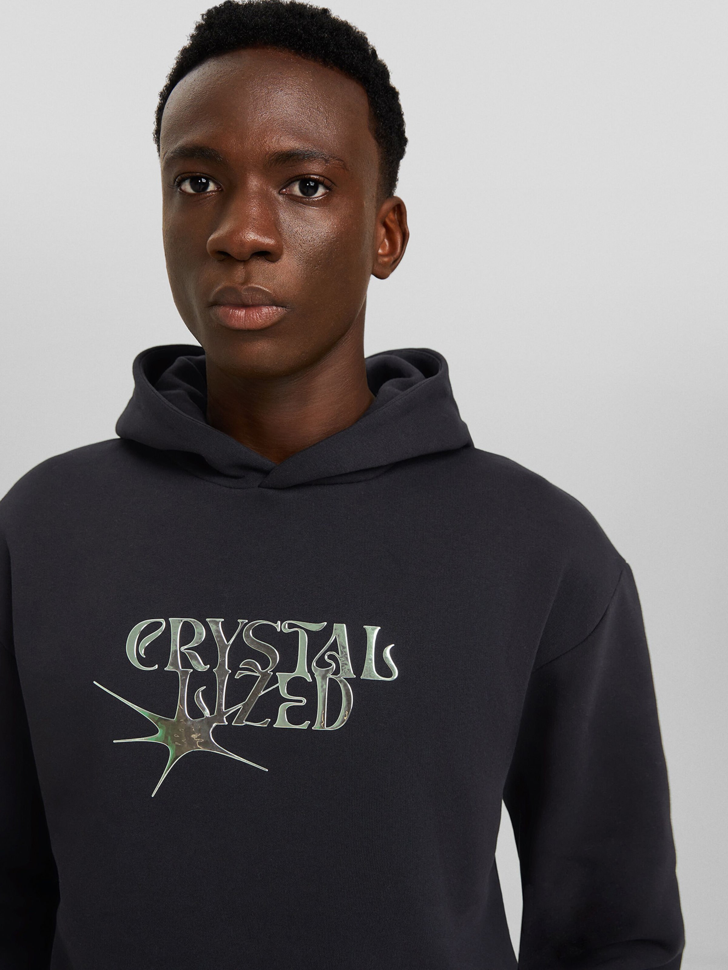 Bershka Sweatshirt in Zwart ABOUT YOU