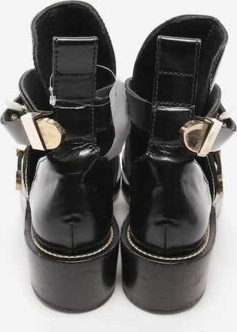 Balenciaga Dress Boots in 38 in Black