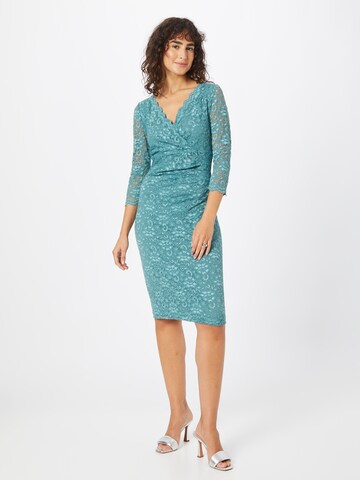 Rochie de cocktail de la SWING pe verde: față