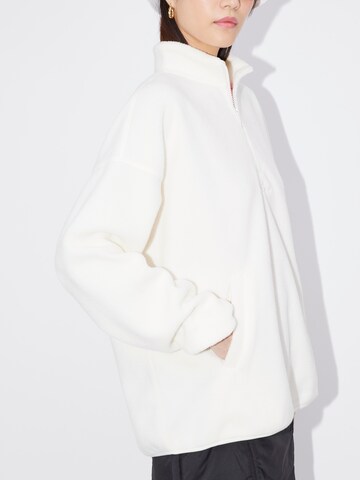 Pull-over 'Leesha' LeGer by Lena Gercke en blanc