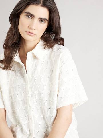 Camicia da donna 'FEODORA' di OBJECT in bianco