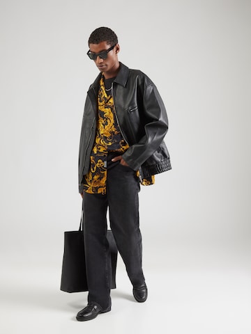 Versace Jeans CoutureComfort Fit Košulja 'BOWLING' - crna boja
