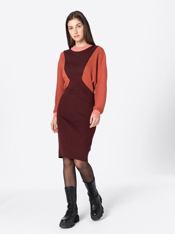 SKFK Knitted dress 'NAUSIKA' in Red