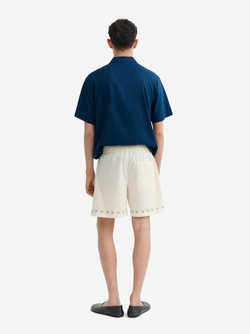 Thinking MU Regular Pants 'HAITAM' in White