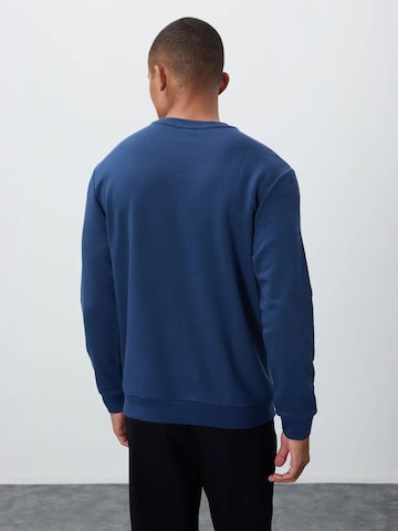 Tommy Life Sweatshirts in Blau