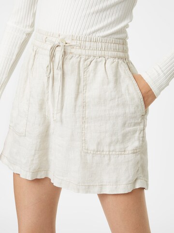 s.Oliver Regular Shorts in Beige