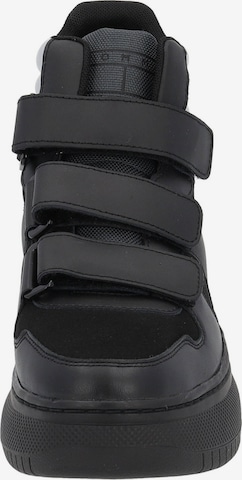 TOMMY HILFIGER High-Top Sneakers 'EN0EN02370' in Black