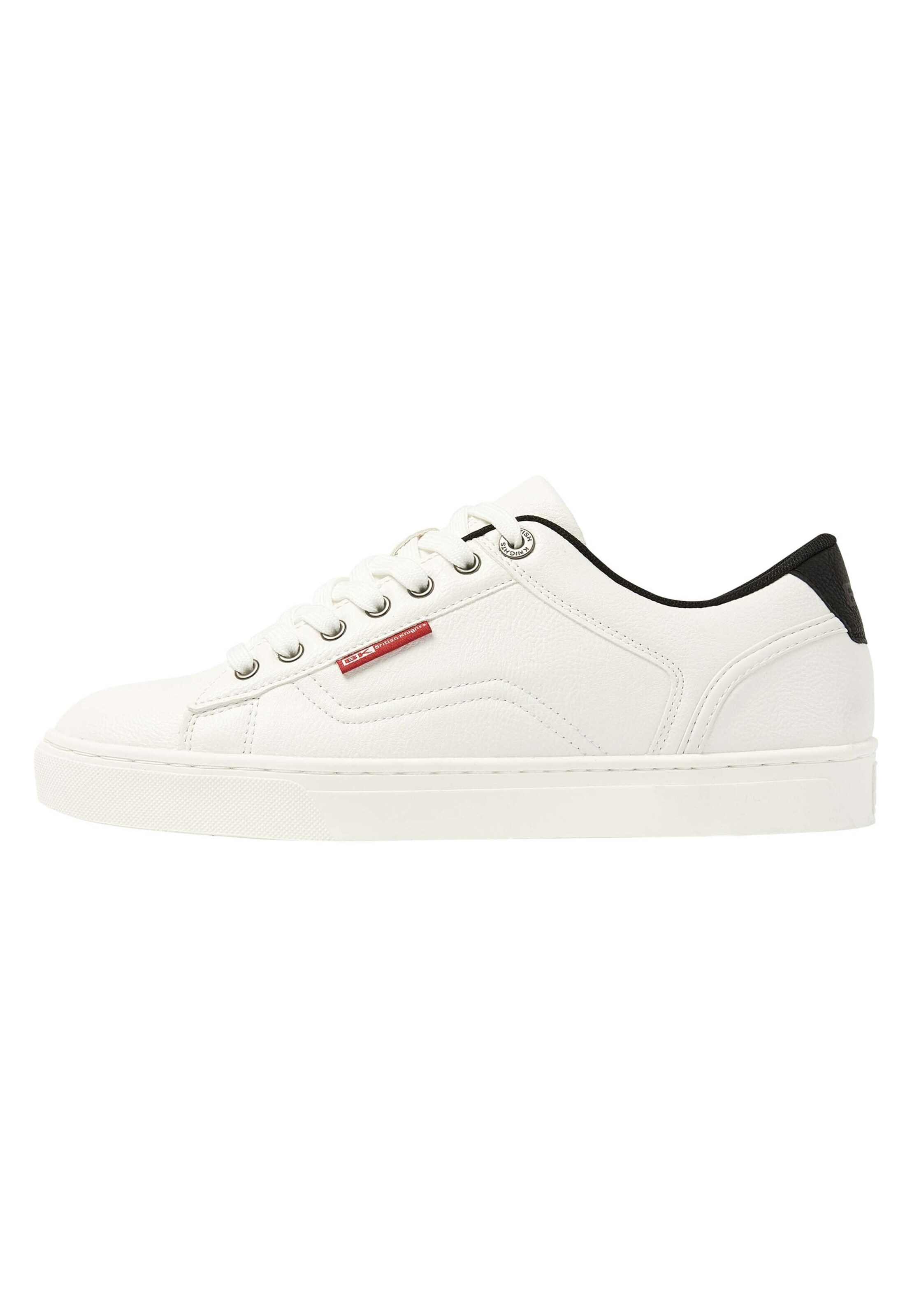 BRITISH KNIGHTS Sneakers ' DALE ' in White
