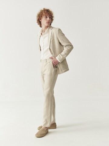 TATUUM Regular Trousers with creases in Beige