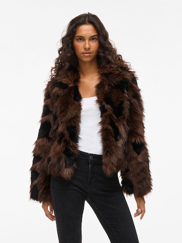 VILA - Chaqueta de invierno 'VIAquafina' en negro: frente