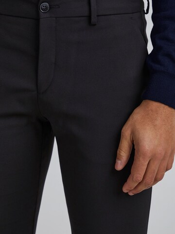 Casual Friday Slim fit Pants 'Philip' in Black