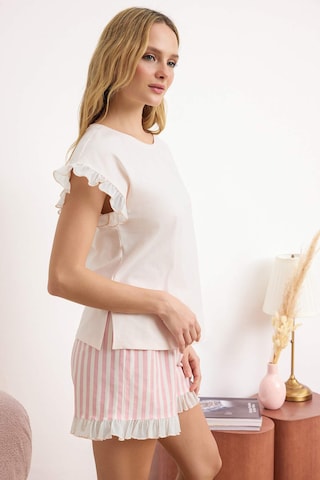 Trendyol - Pijama de pantalón corto en beige