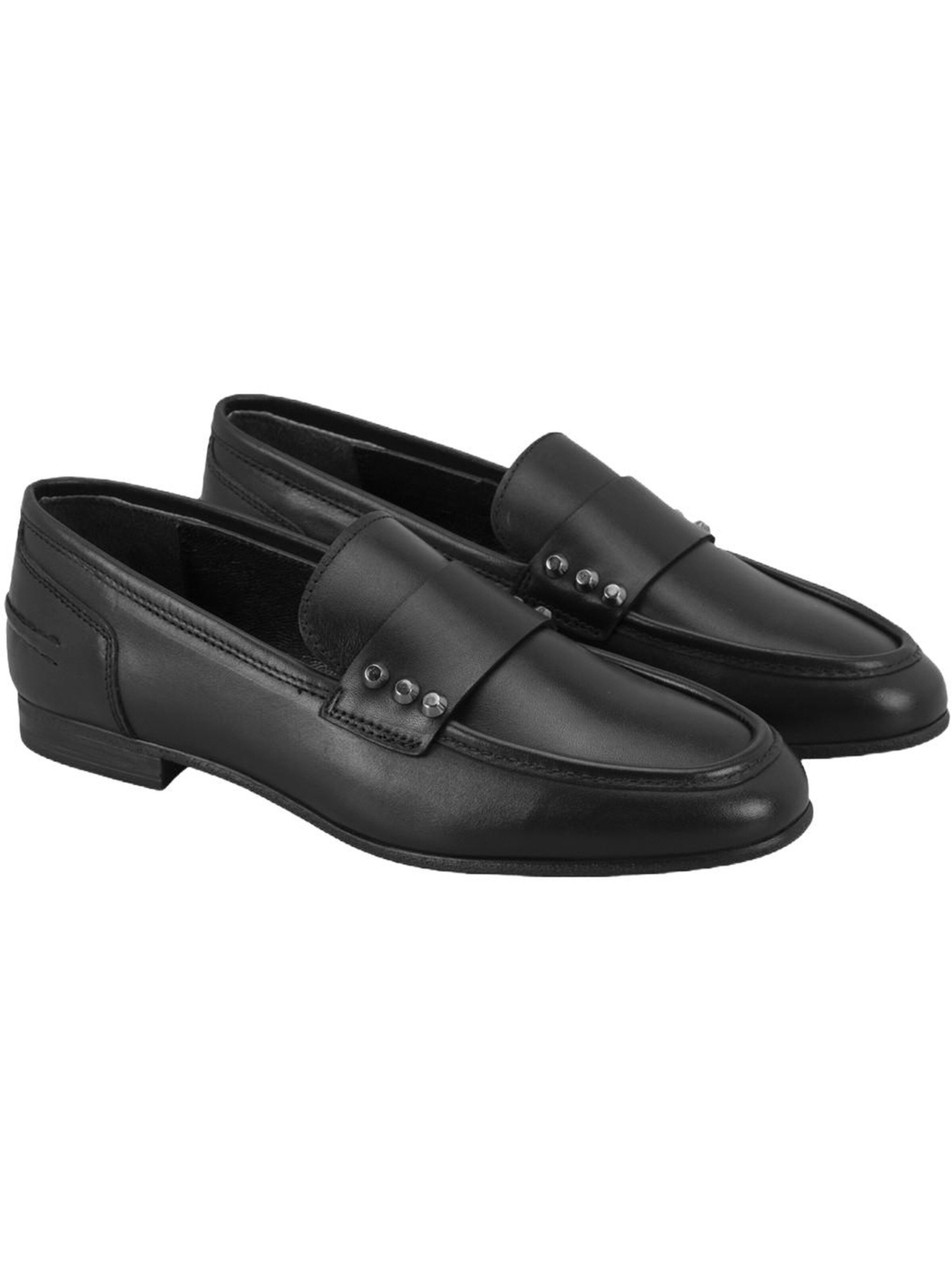 Desa Moccasins in Black
