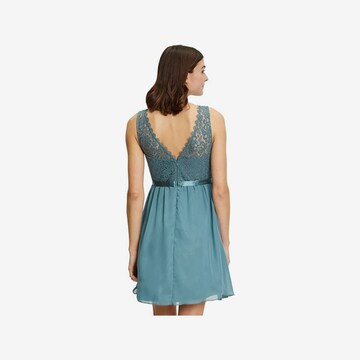 Robe de cocktail Vera Mont en bleu