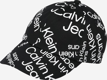 Calvin Klein Jeans Hattu värissä musta: edessä