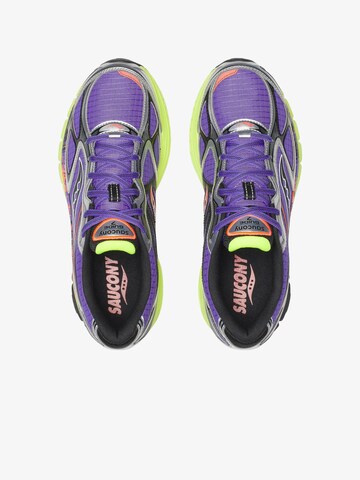 saucony Sneakers in Lila