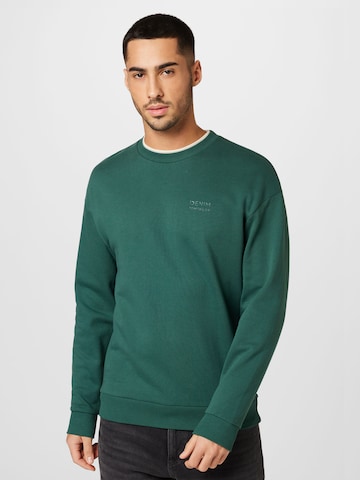 TOM TAILOR DENIM Sweatshirt i grøn: forside