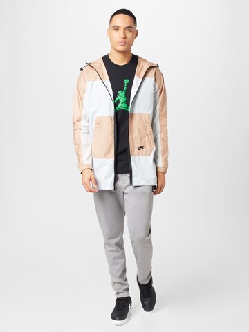 Nike Sportswear Jacke in Braun