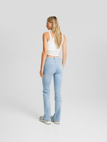 Bershka Slimfit Jeans i blå