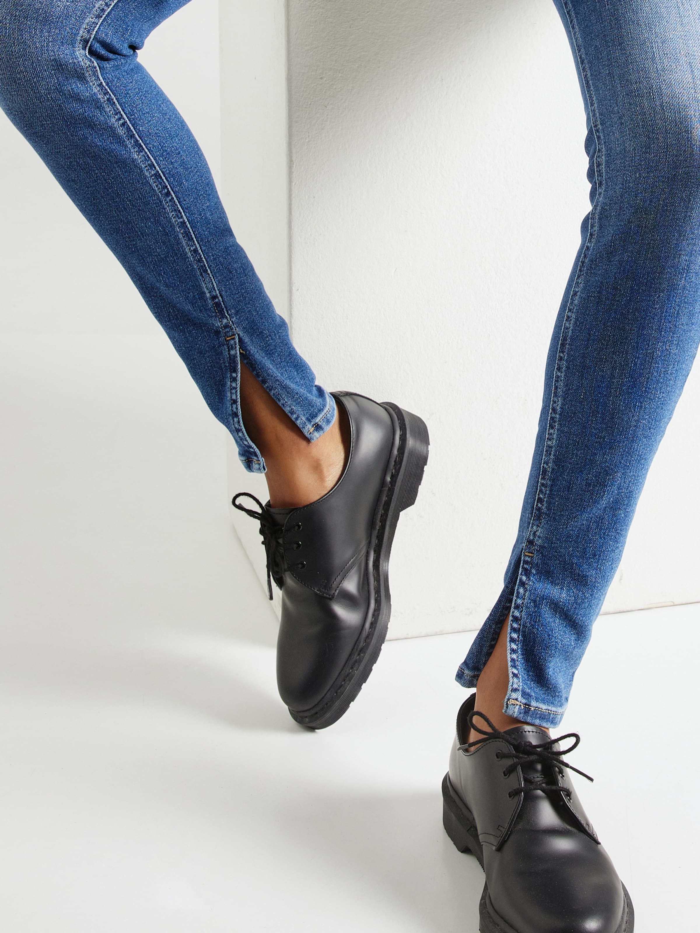Dr martens 2025 kelvin jeans