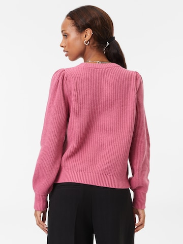 mbym Пуловер в розово