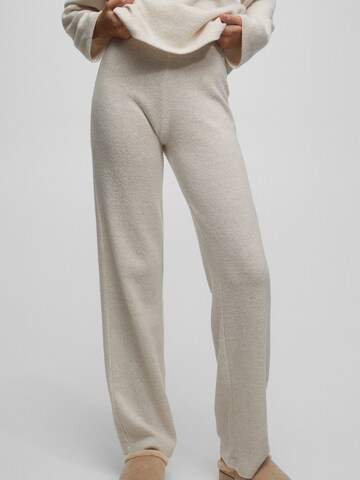 Loosefit Pantaloni di Pull&Bear in beige: frontale