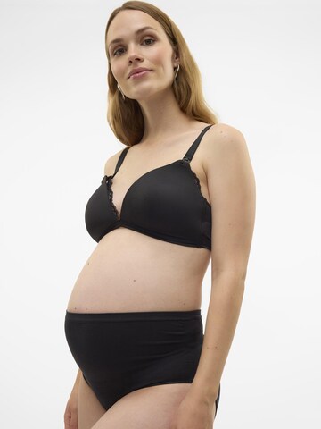 T-shirt Reggiseno di MAMALICIOUS in nero: frontale