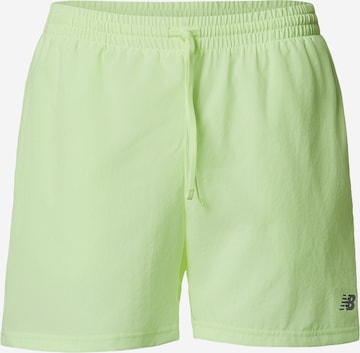 new balance Обычный Спортивные штаны 'Essential' в Зеленый: спереди