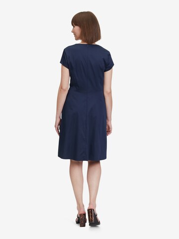 Vera Mont Basic-Kleid mit ausgestelltem Rock in Blau