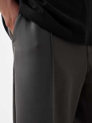 Bershka Wide leg Trousers in Grey