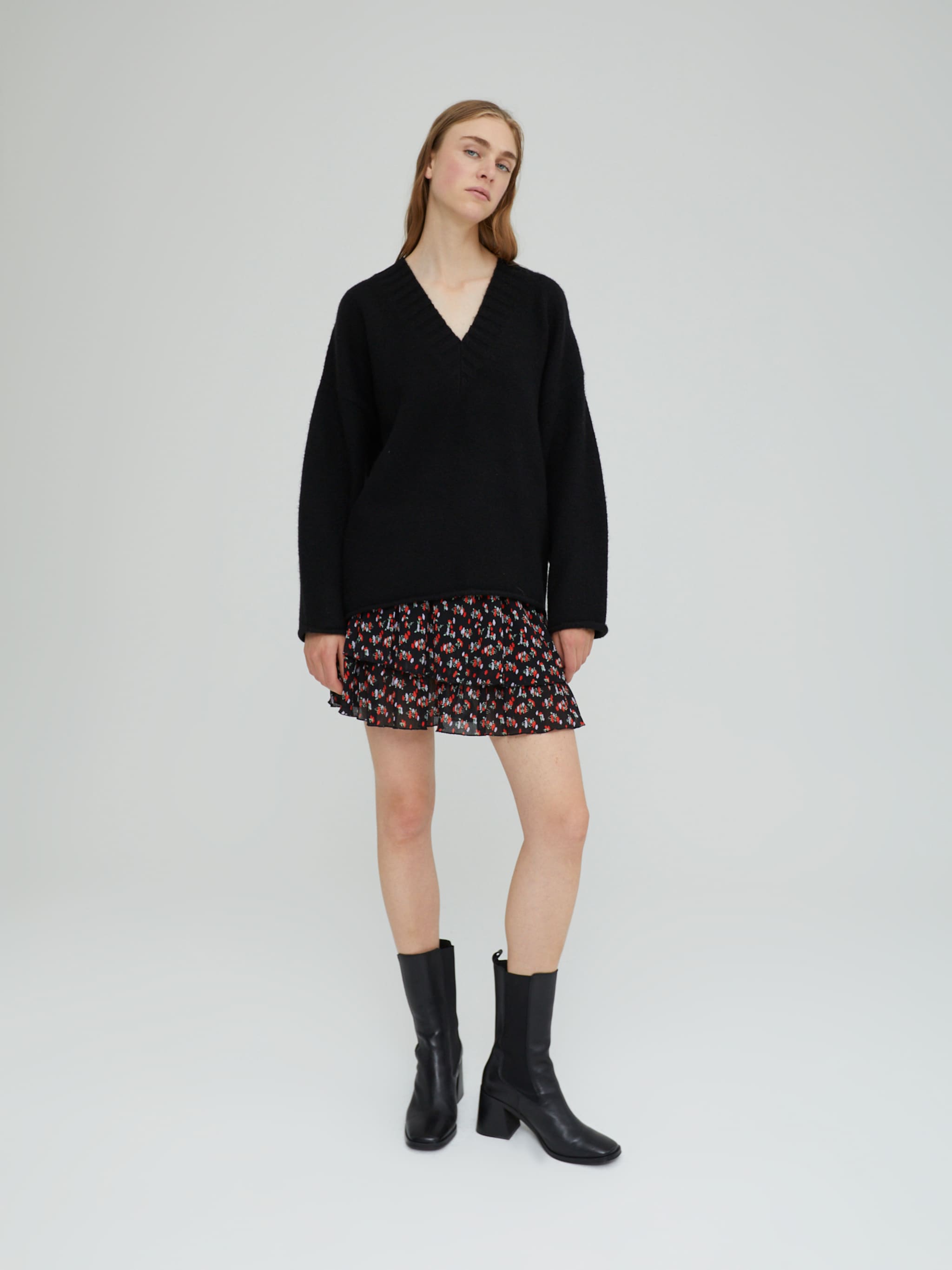 EDITED Produkte Pullover 'Aleena' schwarz