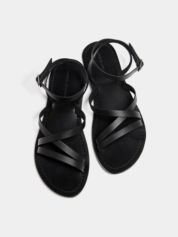 Sandales à lanières Pull&Bear en noir