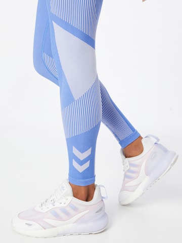 Hummel Skinny Sporthose in Blau