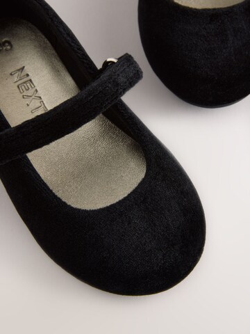 Next Ballerina in Schwarz