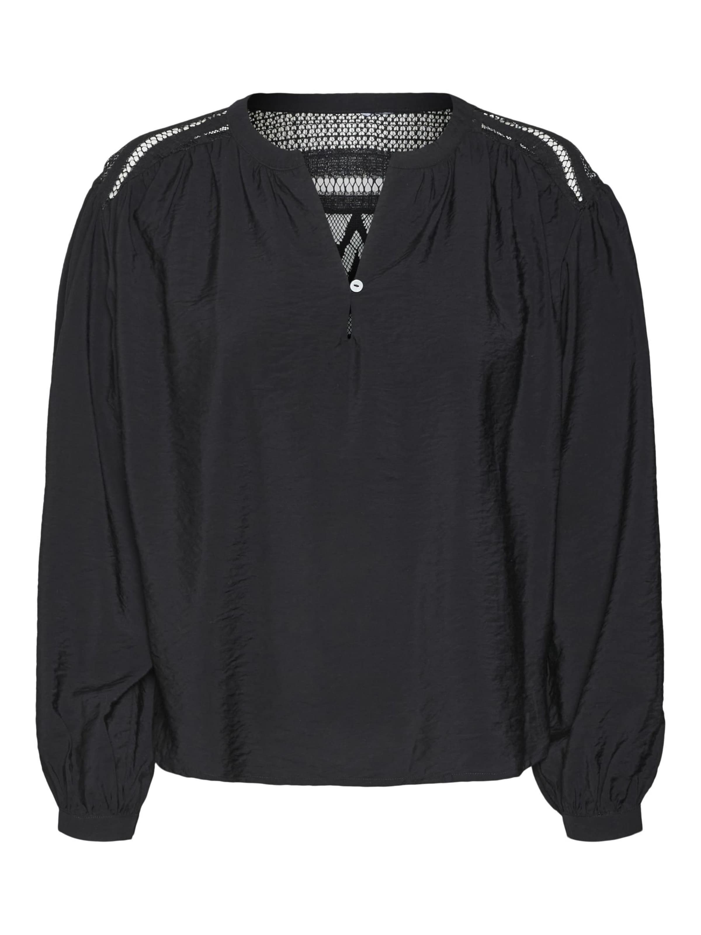 VERO MODA Blouse 'AYOE' in Black: front