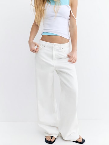 Pull&Bear Baggy Jeans in Weiß: Vorderseite