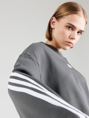 ADIDAS SPORTSWEAR Športová mikina 'Future Icons 3' - Sivá