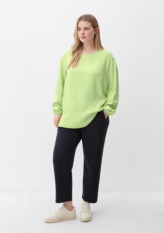 TRIANGLE Blouse in Groen