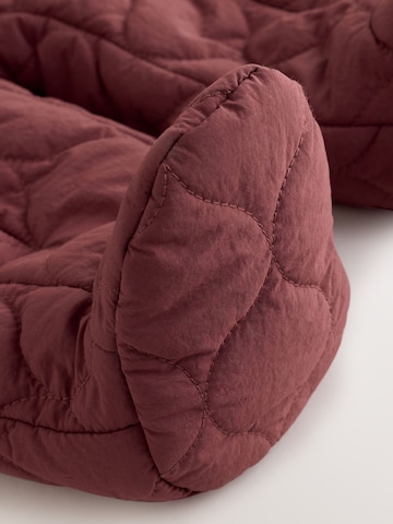 Ensemble Next en rouge