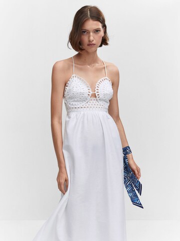 MANGO Beach Dress 'Schiffly' in White: front