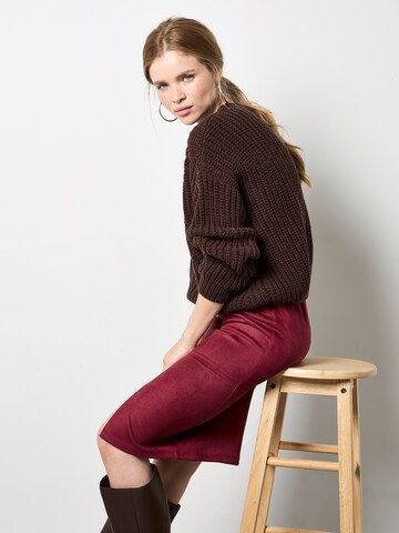 Jupe ' ' Apricot en rouge