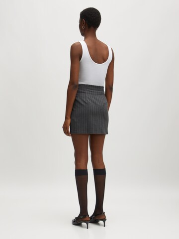 Jupe 'Kyleigh' EDITED en gris