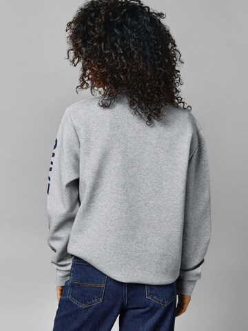 Red Bull Racing x Pepe Jeans Sweatshirt in Grau