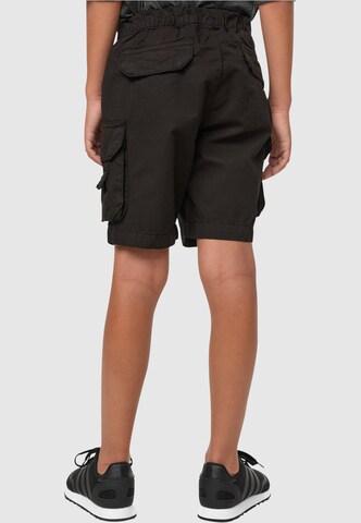 Urban Classics Regular Shorts in Schwarz