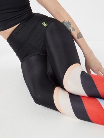 P.E Nation Slimfit Leggings i sort