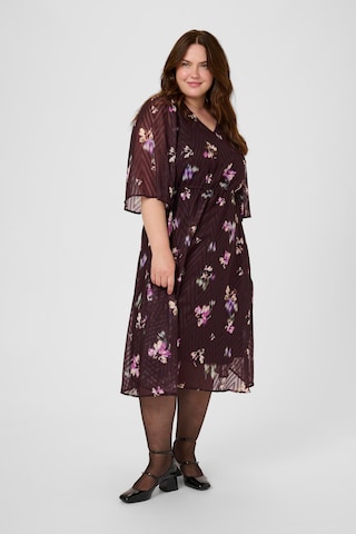 Robe 'KCclara' KAFFE CURVE en marron
